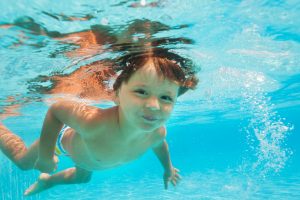 Frei Schwimmen lernen - Ohne Schwimmkurs sicher schwimmen - Familiengarten